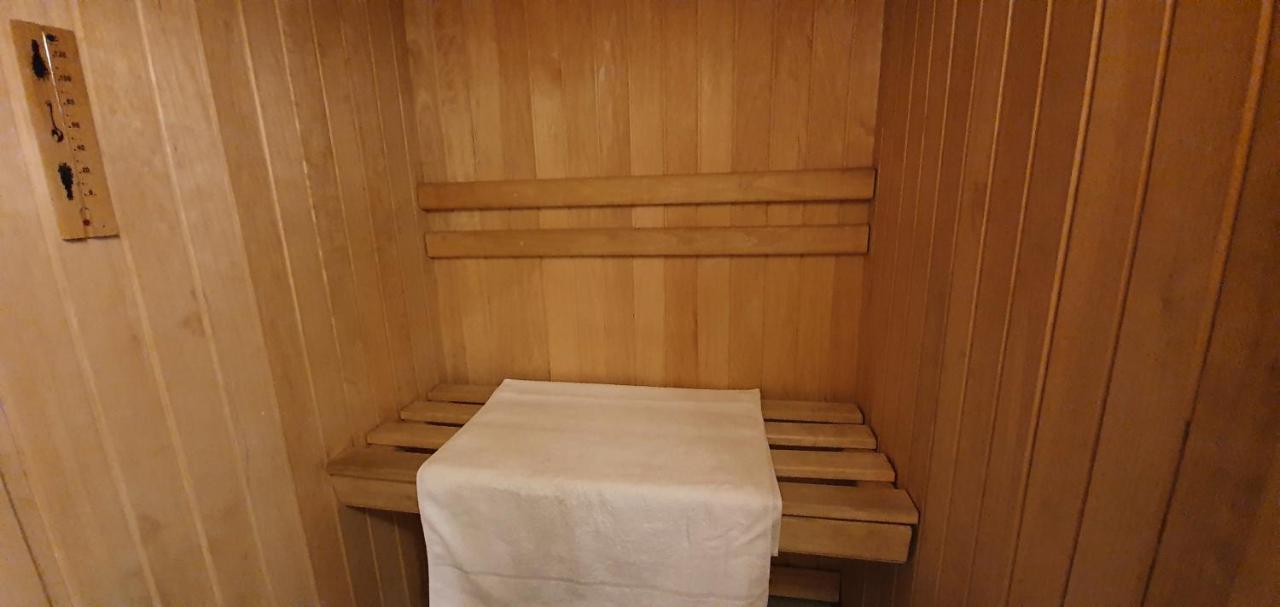 Aparthotel 4 ,, Cosy House Billiard " - Sauna & Parking كاوناس المظهر الخارجي الصورة