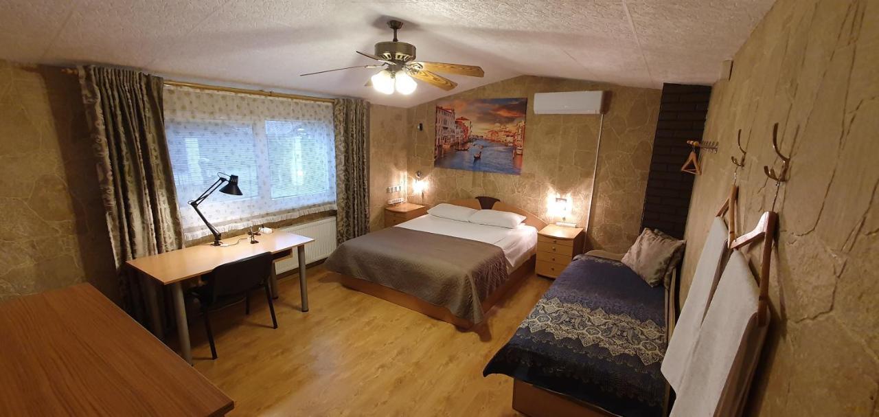 Aparthotel 4 ,, Cosy House Billiard " - Sauna & Parking كاوناس المظهر الخارجي الصورة