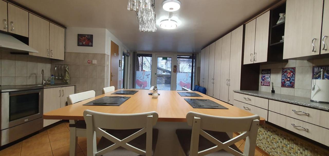 Aparthotel 4 ,, Cosy House Billiard " - Sauna & Parking كاوناس المظهر الخارجي الصورة